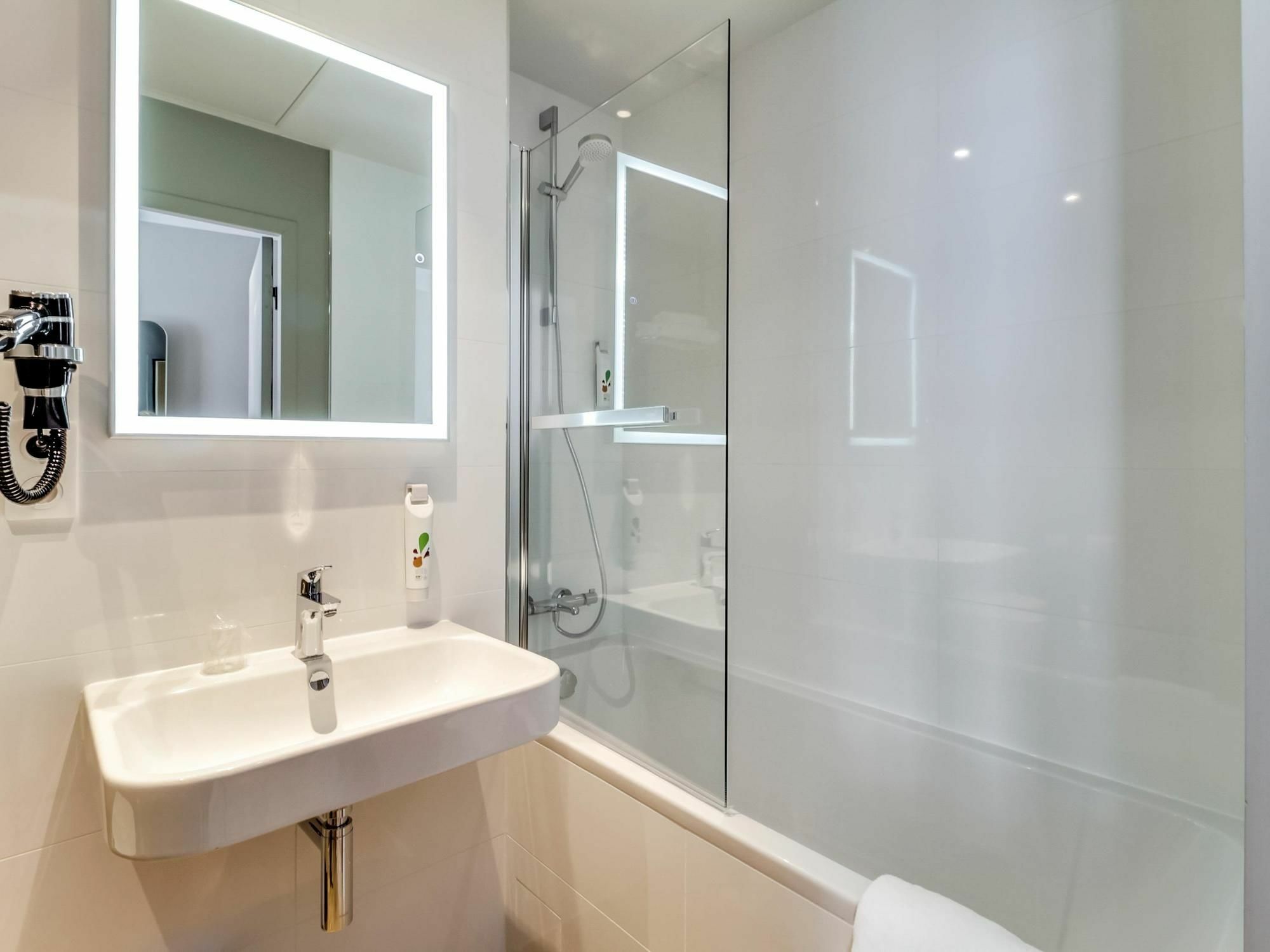 Hotel Ibis Styles Capitole 3*